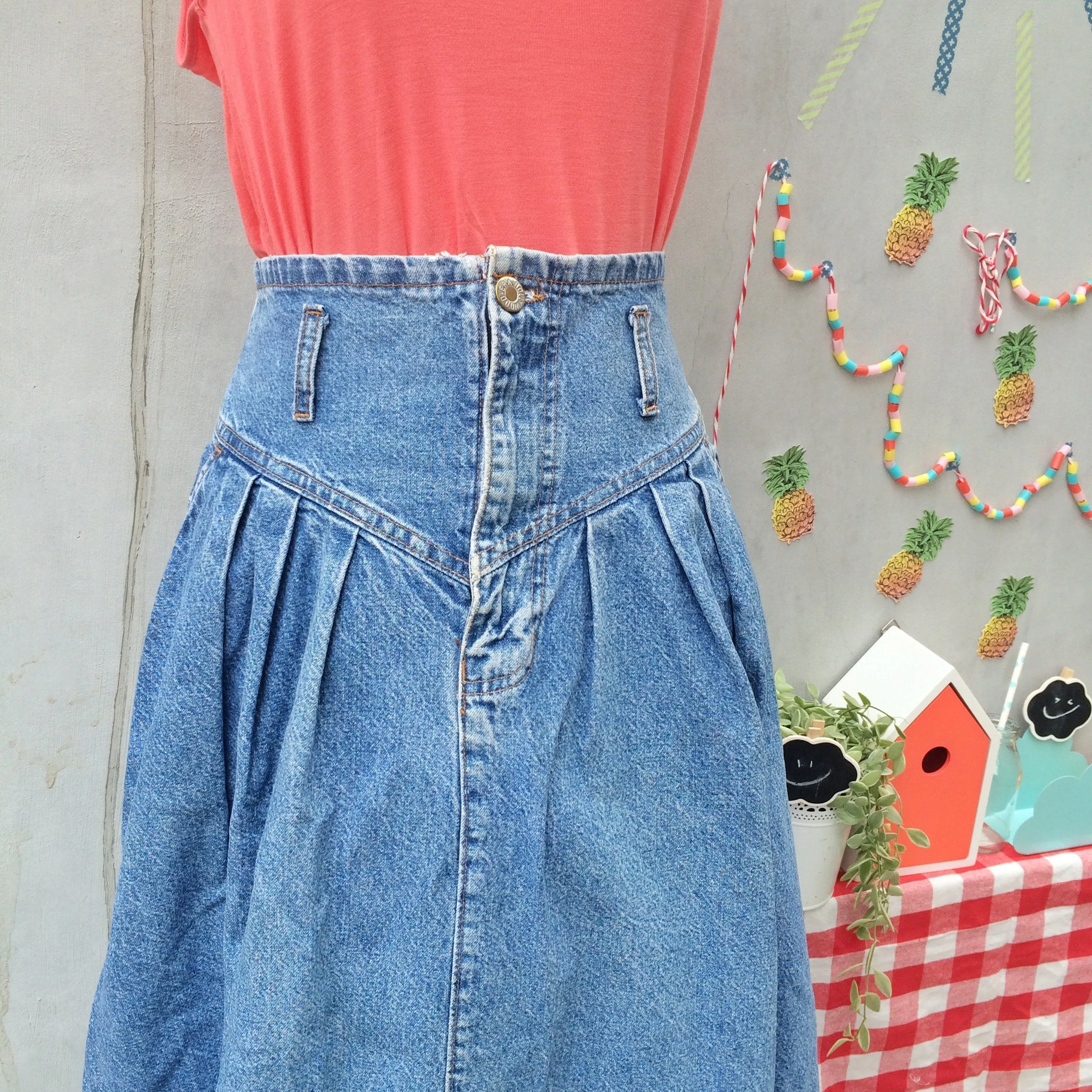 Denim Denial | Vintage 1980s dark denim relaxed fit skirt with POCKETS