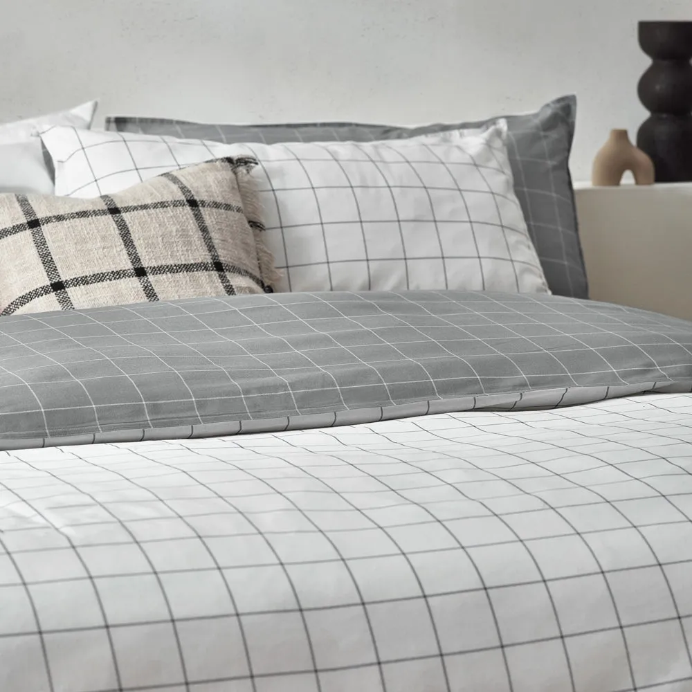 Howarth Check Duvet Cover Set White/Black