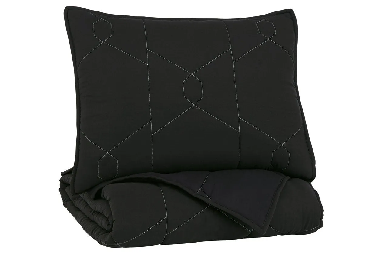 Meliora Black/White/Gray Twin Quilt Set
