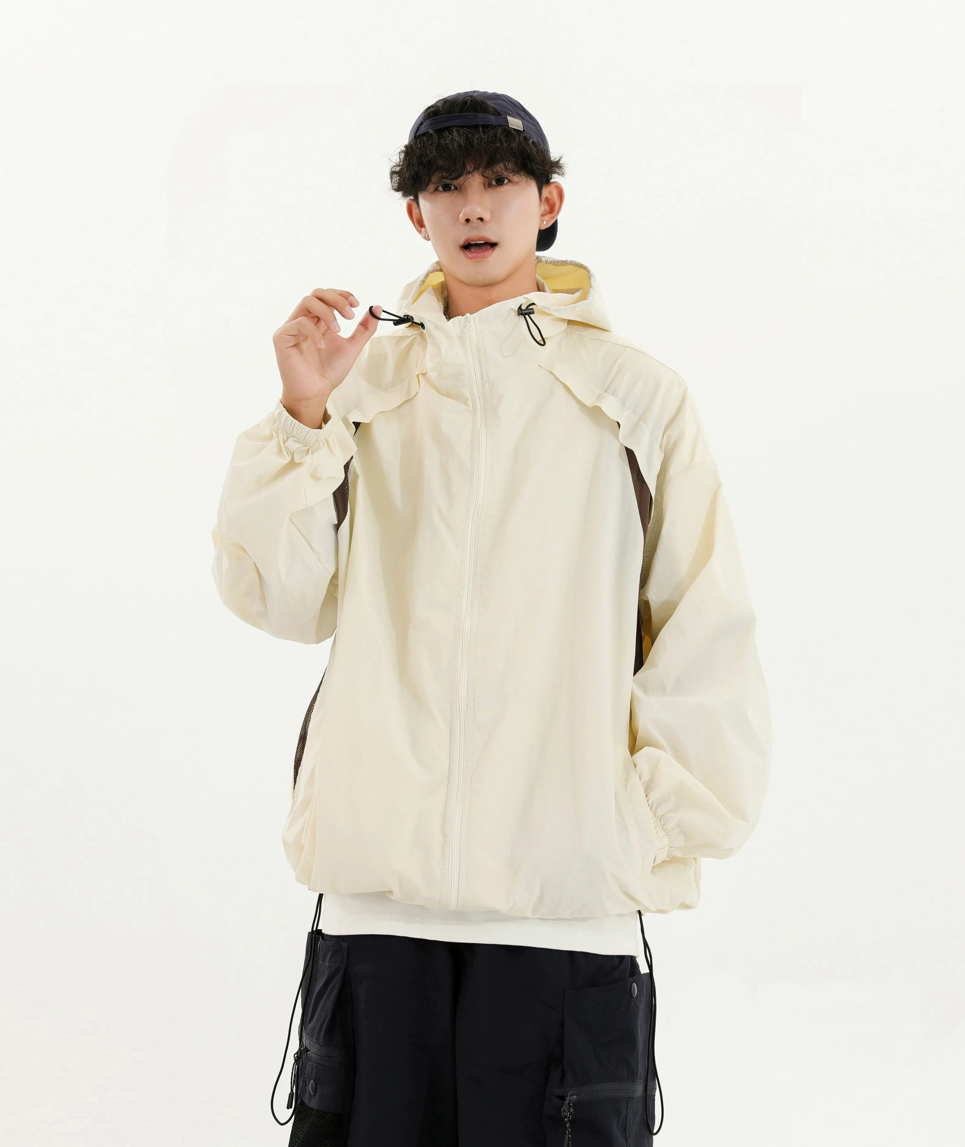 Oversized Lightweight Panelled Breathable Hooded Windbreaker