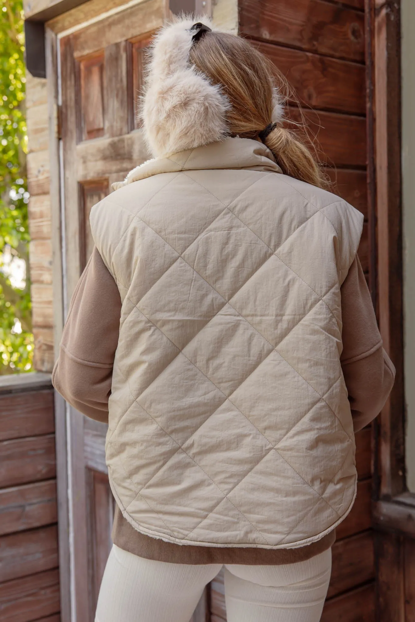 Quilted Collared Fleece Lined Zip Up Vest - small remaining