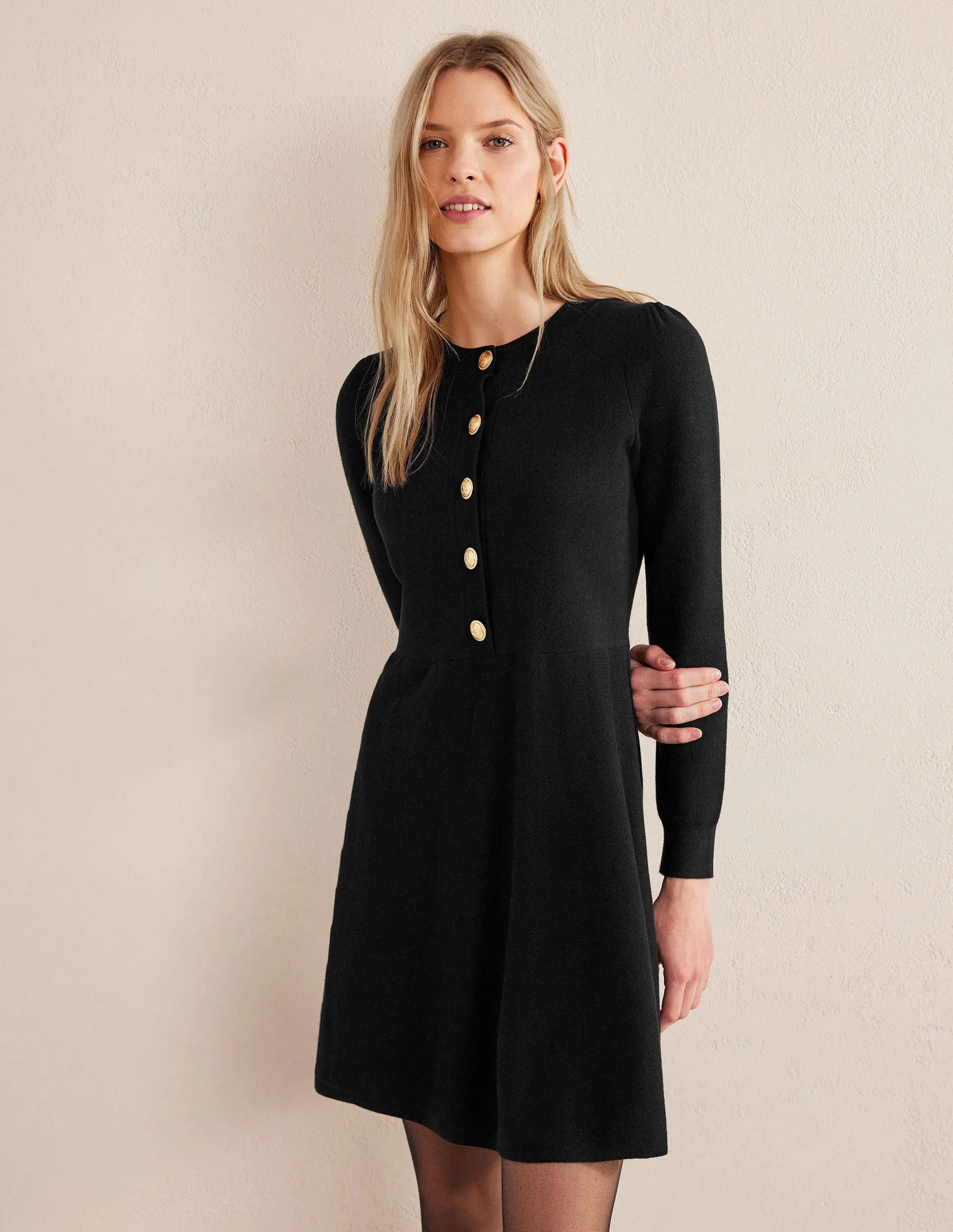 Relaxed Knitted Mini Dress-Black