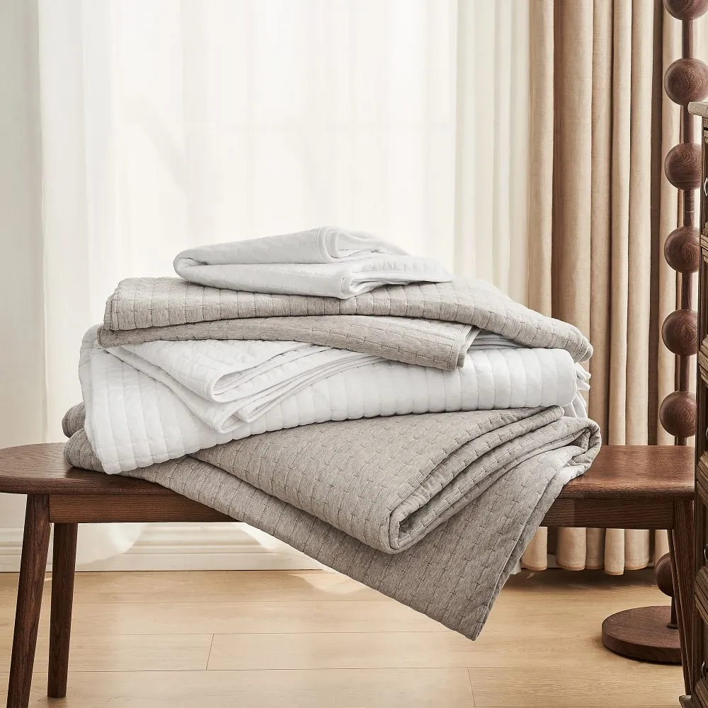 Wonderful 100% Cotton Jersey Detailed Channel Stitch All-Season 3-Piece Reversible Quilt Set